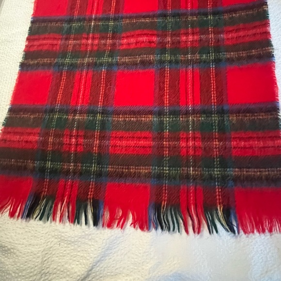 Steward Royal Wool Scarf - Picture 8 of 10
